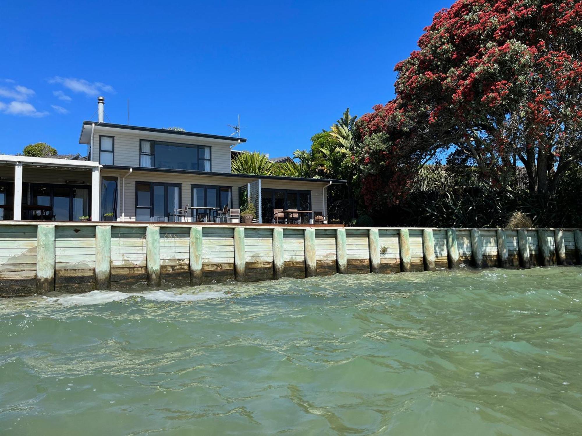 Absolute Waterfront Serenity Near Auckland Clarks Beach Esterno foto