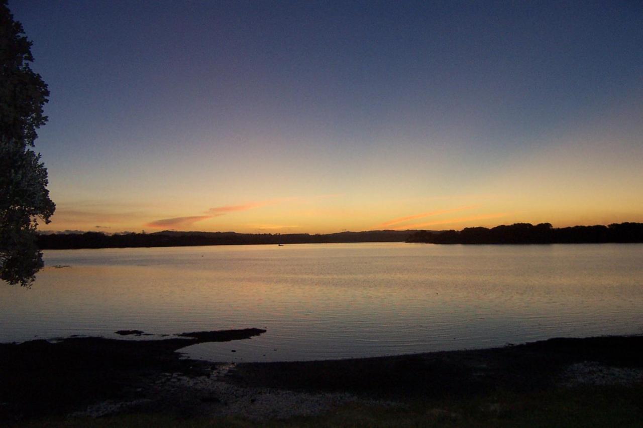 Absolute Waterfront Serenity Near Auckland Clarks Beach Esterno foto